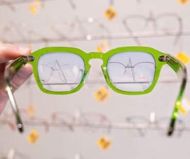 Occhiali da vista in esposizione da Ottica Amica Brandizzo